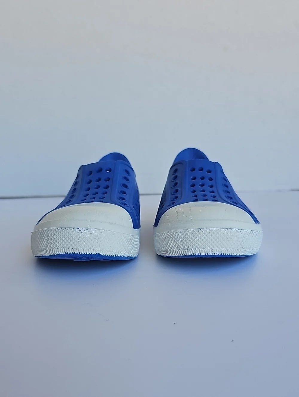 Wonder Nation Blue & White Rubber Water Shoes Slip On Clogs Size 9-10